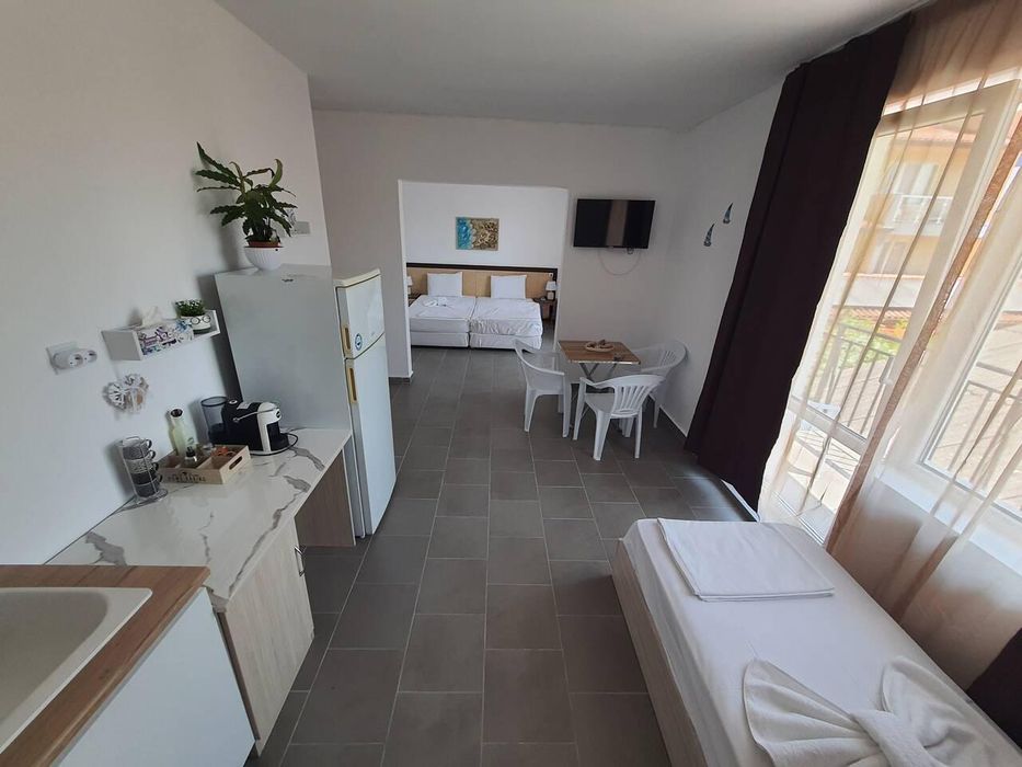 Продава се Двустаен апартамент в с. Лозенец, Област Бургас - 57 кв.м за 1729 €/кв.м - Снимка #3