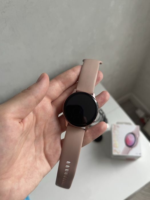 Часы Samsung Galaxy Watch Active2