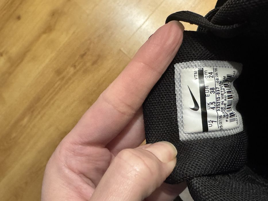 Кроссовки Nike Air