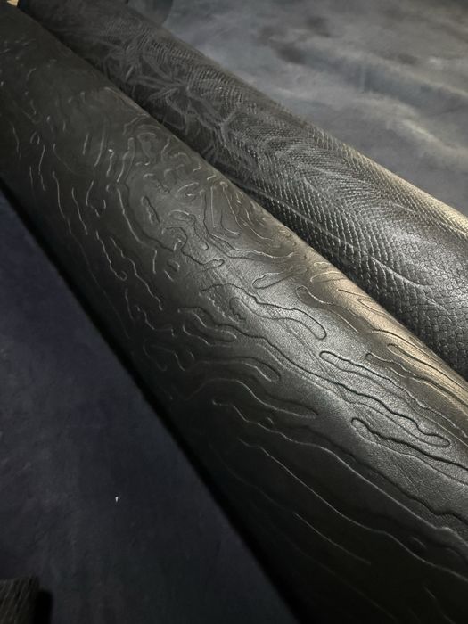 Натуральные обрезы кожи, кожа