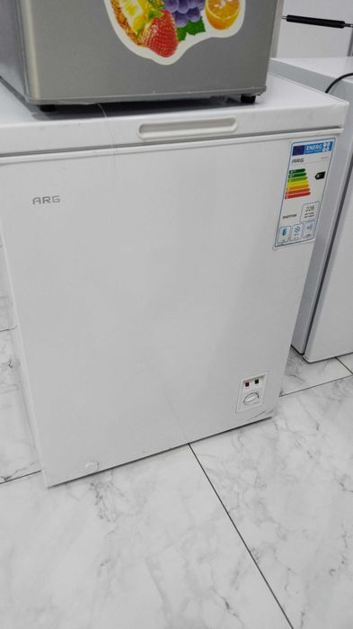 Продается холодильники разных размеров