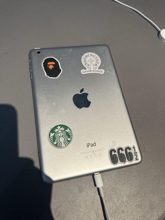 Ipad mini 2 хорошем состоянии