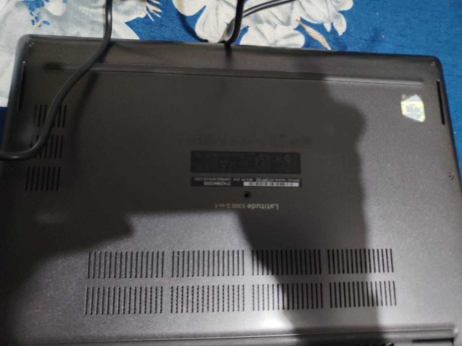 Dell latitude 5300 2 in 1