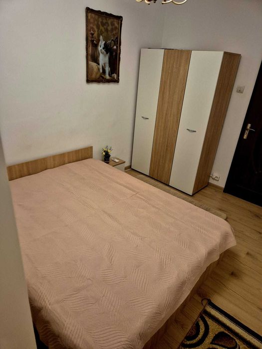 Inchiriere 3 camere Gorjului, Militari