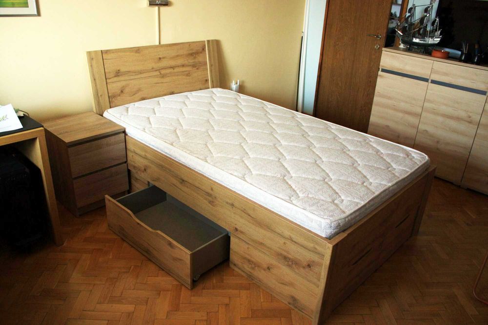 Легло с чекмеджета,120x200.