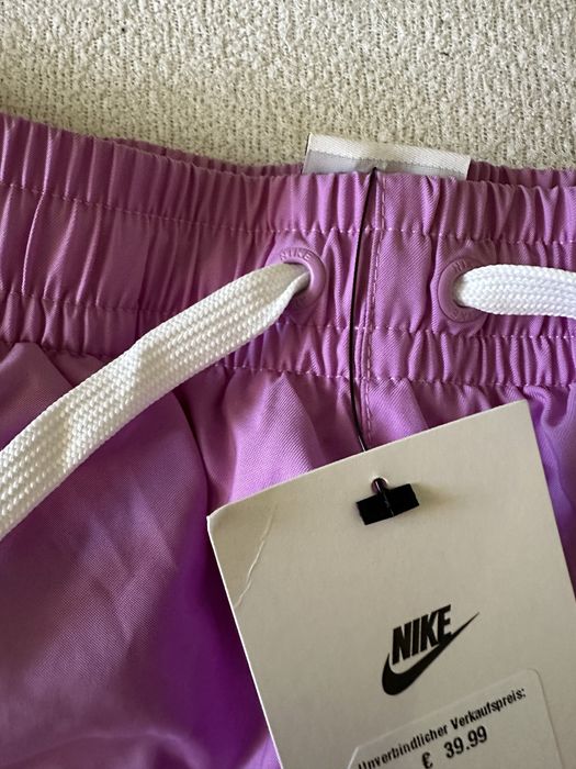 Чисто Нови Оригинални Къси Гащи Nike Размер М