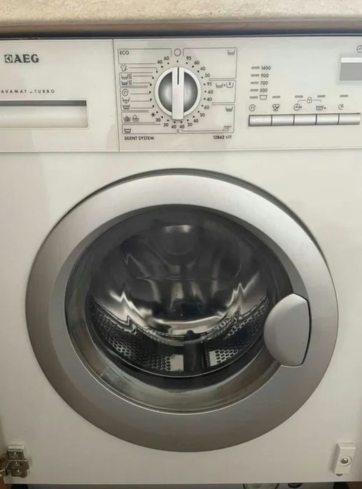 Комбинирана пералня със сушилня за вграждане AEG Lavamat Turbo L-12843 VIT
