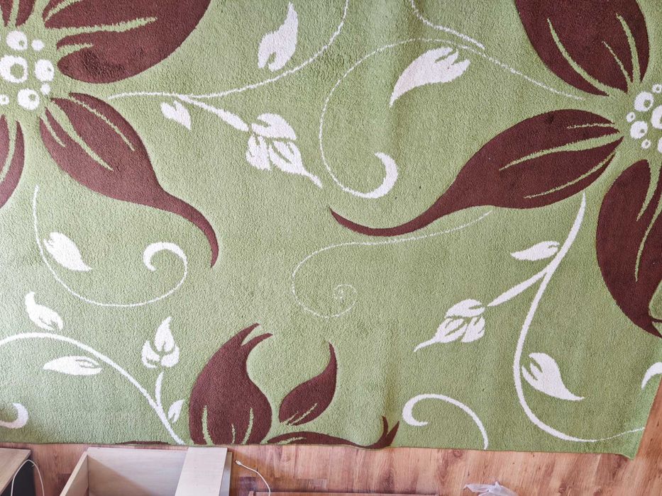 Carpet de living model London se vinde
