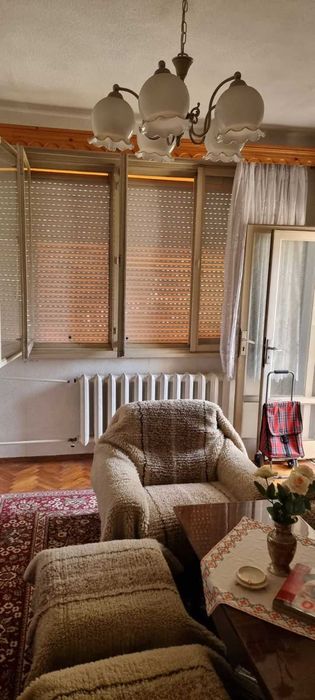 Продава се Четиристаен апартамент в Разград, Център - 128 кв.м за 1156 €/кв.м - Снимка #8