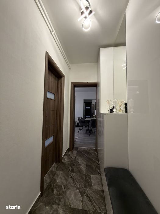 Apartament 2 camere, 52mp utili, semidecomandat - Zona Iulius Mall
