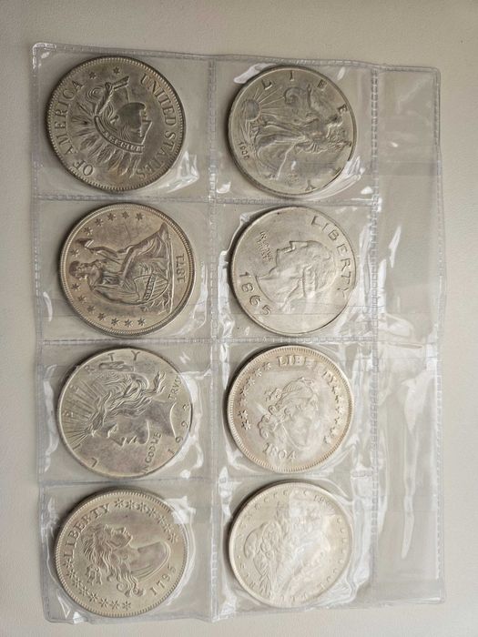 Колекционерски Монети от един долар ONE DOLLAR - сет 8  броя