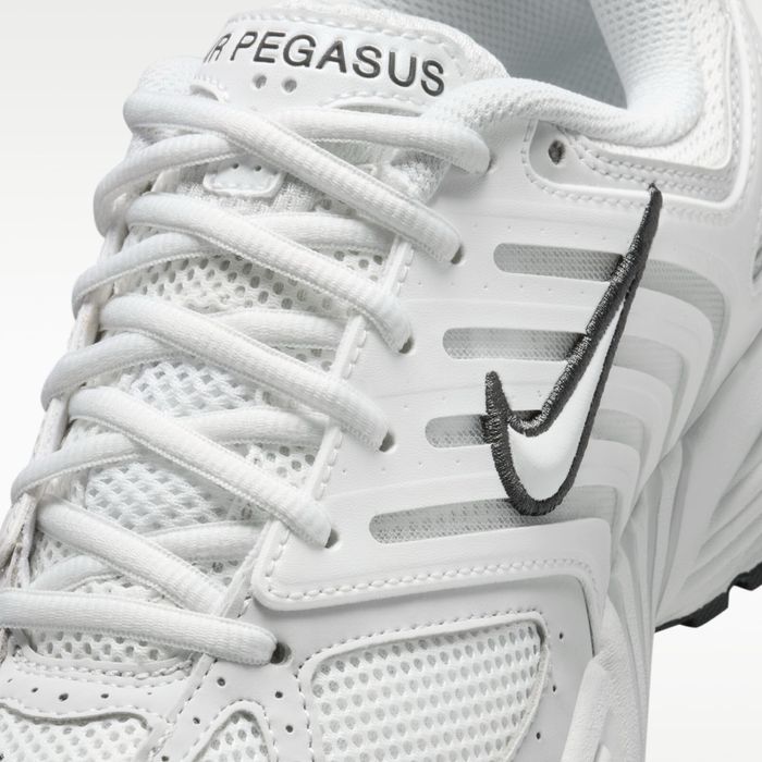 Оригинални дамски маратонки Nike Air Pegasus 2005 HQ5718-103