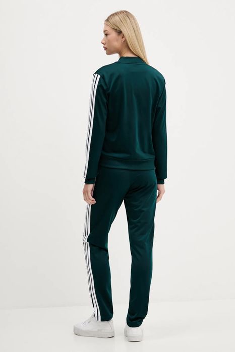 Спортен екип adidas Essentials
в зелено JX0505