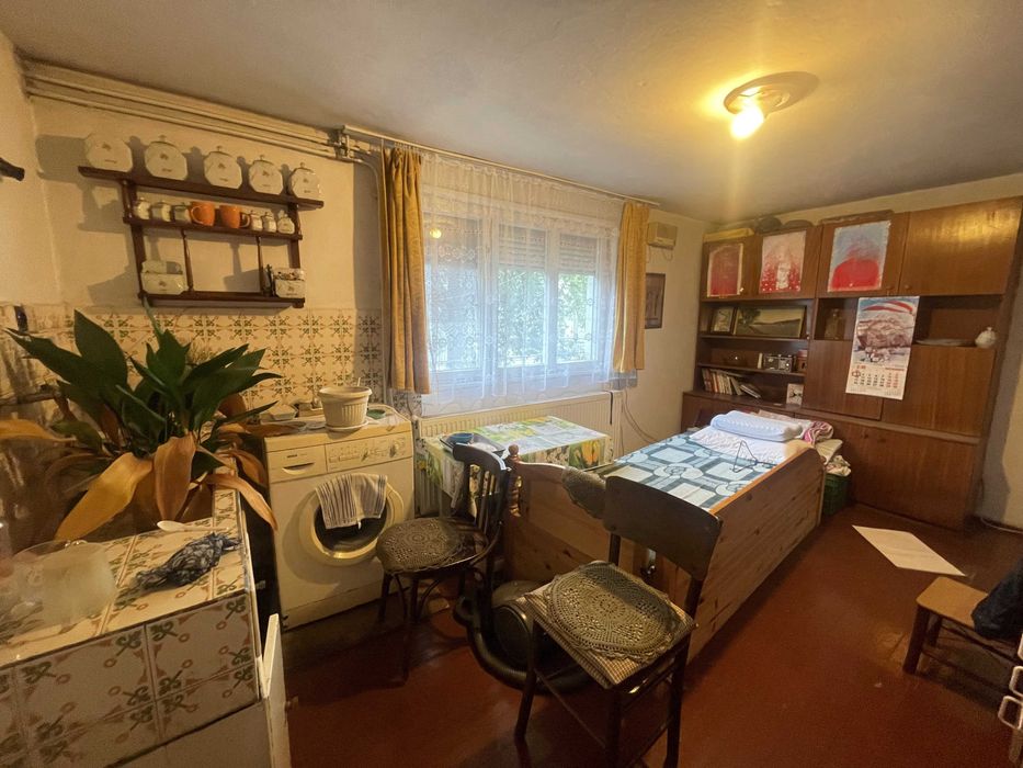 Продава се Тристаен апартамент в Габрово, Център - 105 кв.м за 877 €/кв.м - Снимка #9