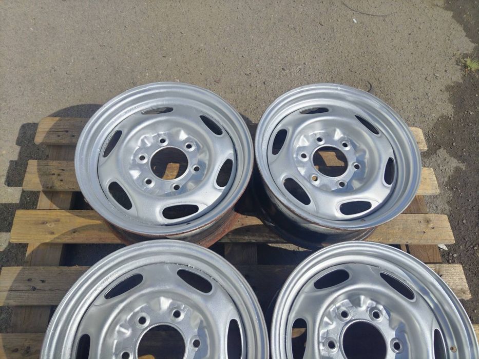 15 цола 6 х 139,7 мм Мазда Б серия - 6 инча / ЕТ 10