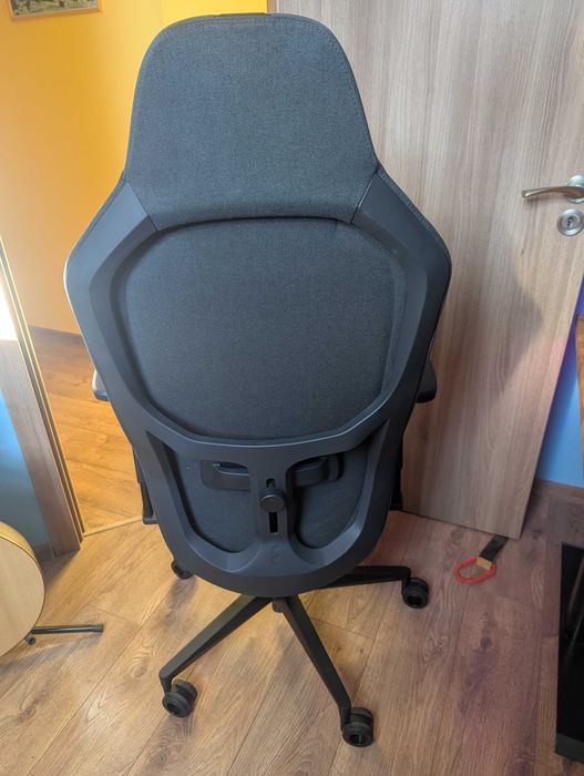 Геймърски Ергономичен Офис Стол Fractal Refine с Гаранция до 2028 г.