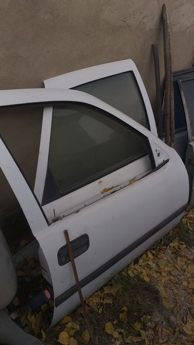 Запчасти Опель вектра А