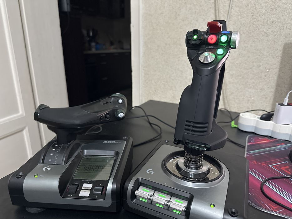 Logitech G X52 Pro Flight Control System - HOTAS + Throttle Control with LCD Display