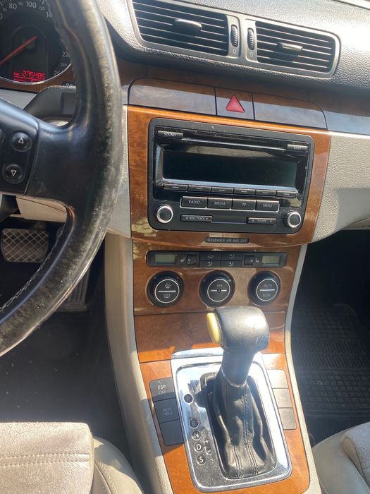 VOLKSWAGEN Passat 2006 — imagine 2