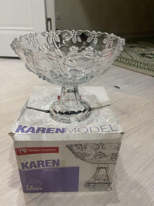 Продаются вазы..