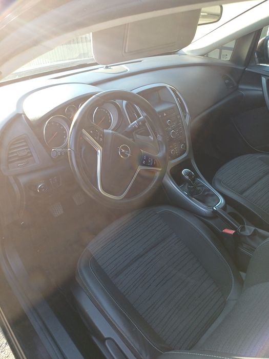 Opel astra j 2019