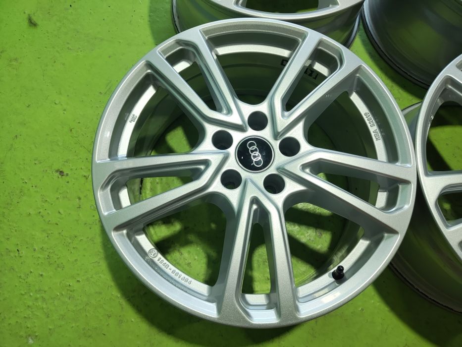18 5x112 Audi A4 A6 Q5 Vw Passat Tiguan Touran Arteon Golf Skoda 5х112