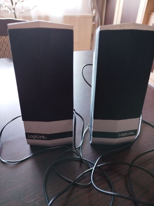 Două boxe LogiLink