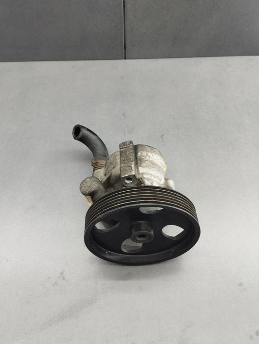 Pompa servodirectie mecanica 8200100082 Renault Laguna 2001