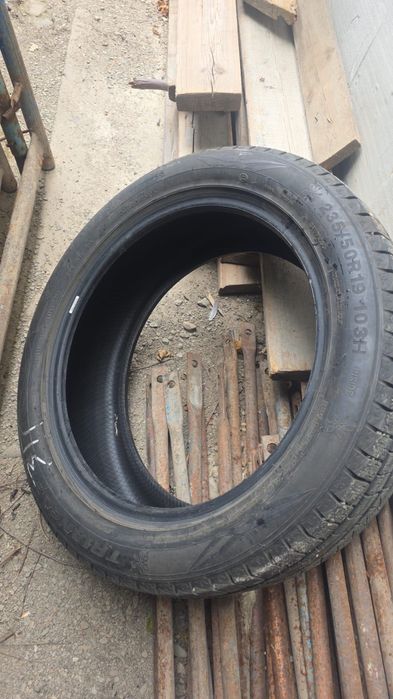 235/50 R19 зимние