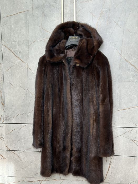 Продам норковую шубу на 42-44 размер