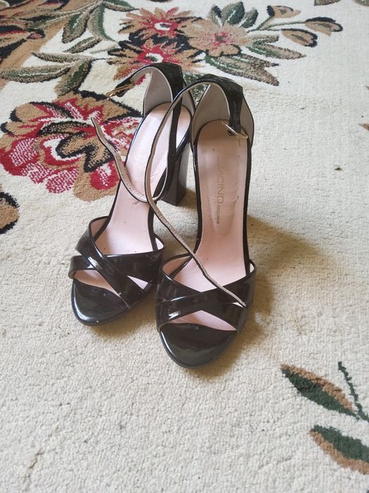 Кожаные Босаножки