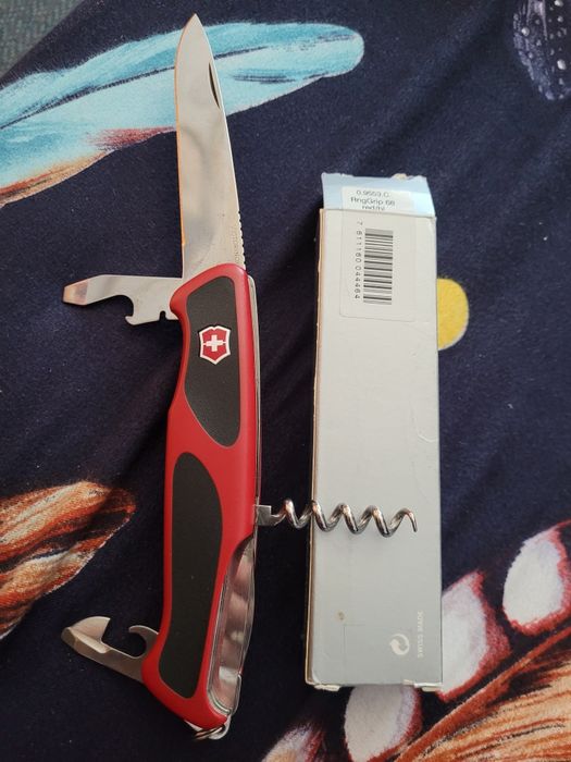 Cutit bucatarului Fiskars victorinox