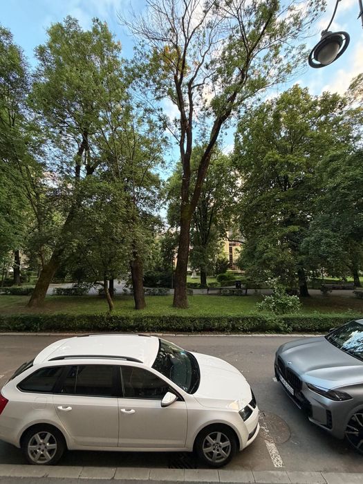 Angelas Home City centrum Regim Hotelier 3 camere  baie , bucatarie , loc de fumat ,parcare , parcul Astra Sibiu