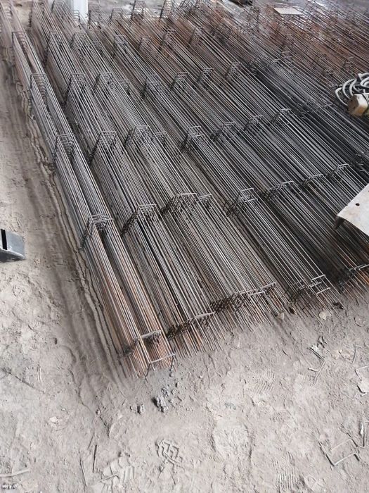 Столб бетонный для заборов