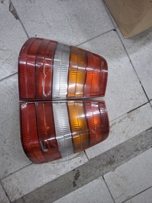 Комплект Фонарей w124 универсал