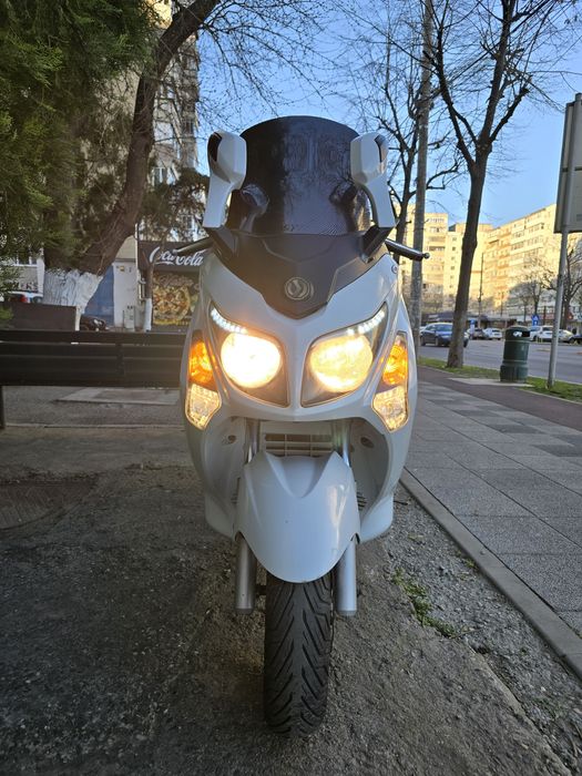 Scuter Sym Joymax 300i Evo maxi scuter moto (schimb cu Yamaha Tmax Gilera Nexus Burgman CFMoto  T max 500 atv strada spy quad