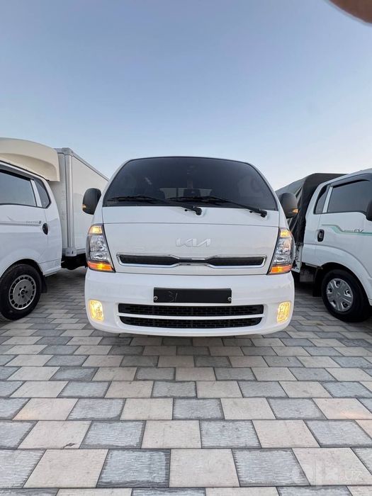 Kia bongo 3 2025