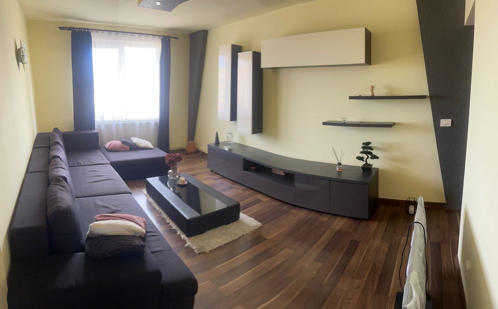 Proprietar vând apartament 3 camere Calea București