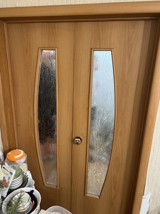 Продам межкомнотные двери