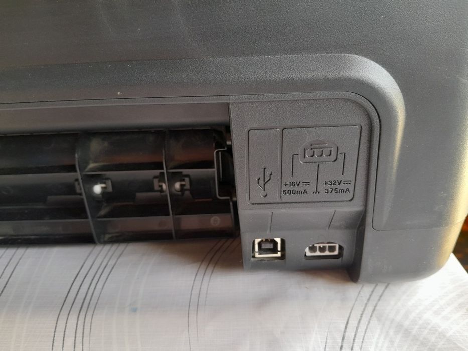 Vand imprimanta hp pret 50 lei