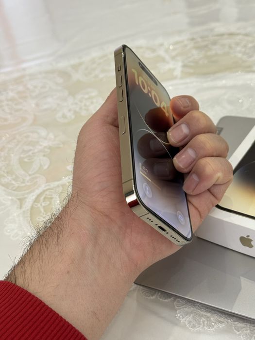 Iphone 14PRO GOLD
