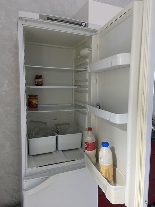 Продам. Холодильник