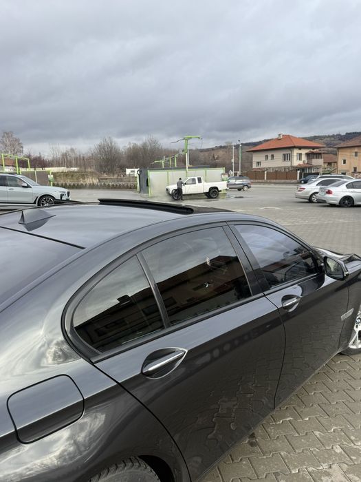 БМв 740L xdrive m