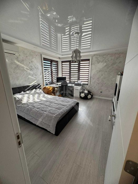 Продава се Многостаен апартамент в Пловдив, Остромила - 179 кв.м за 1637 €/кв.м - Снимка #2