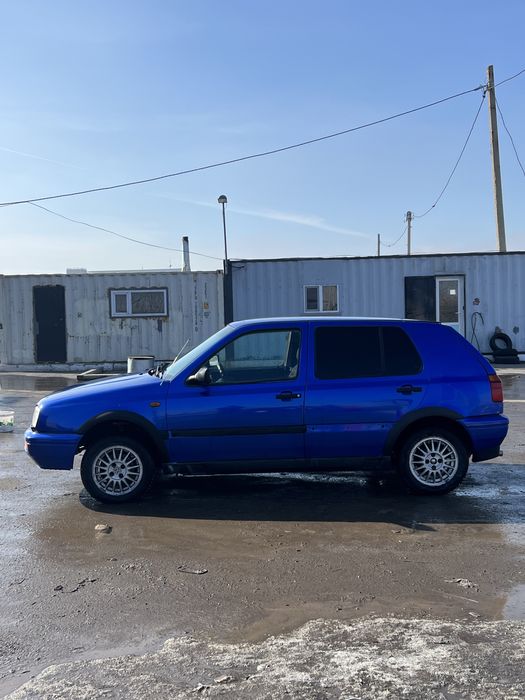 Гольф 3 срочно продаю