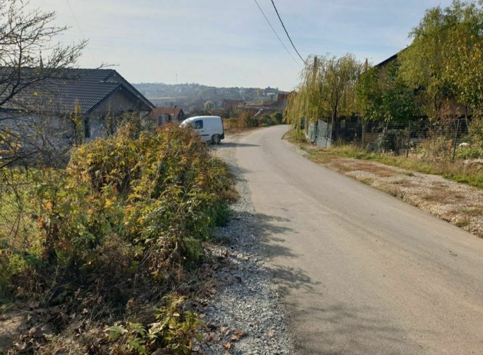 Teren Intravilan 780 mp Zona Dealuri