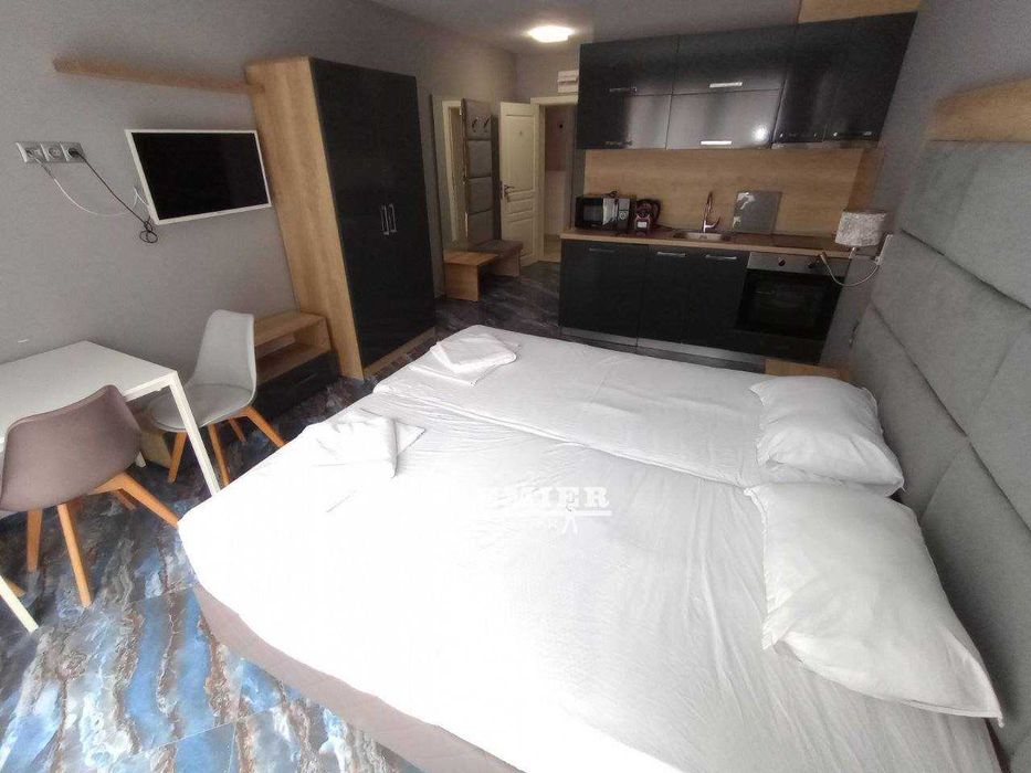 Продава се Едностаен апартамент в Поморие - 32 кв.м за 1625 €/кв.м - Снимка #2