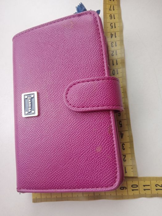 Женский кошелек.