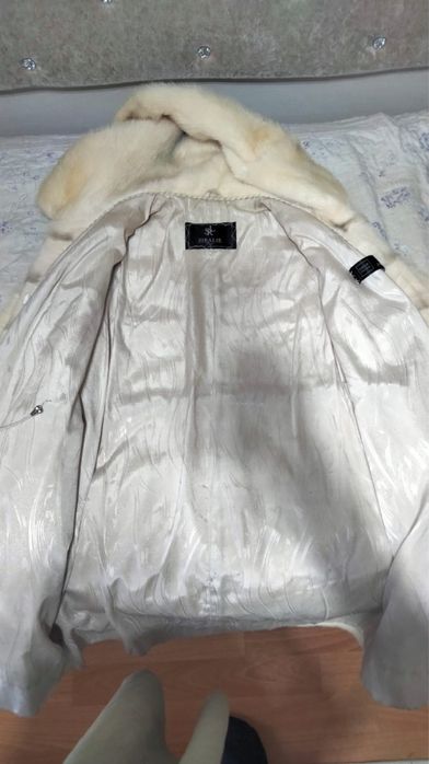 Продается норковая шуба