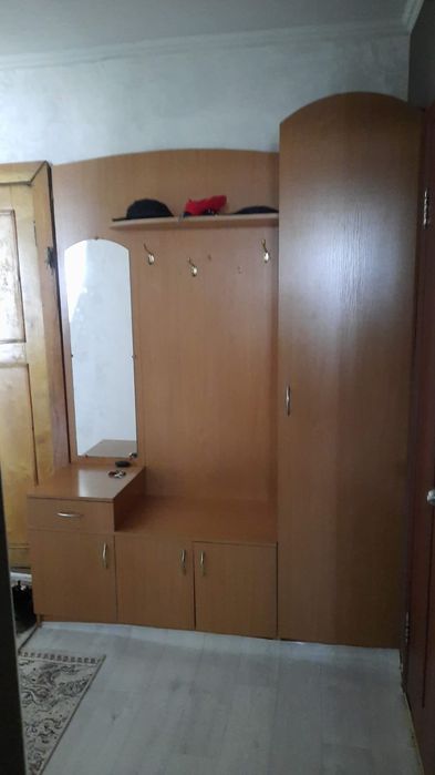 Продам   прихожую